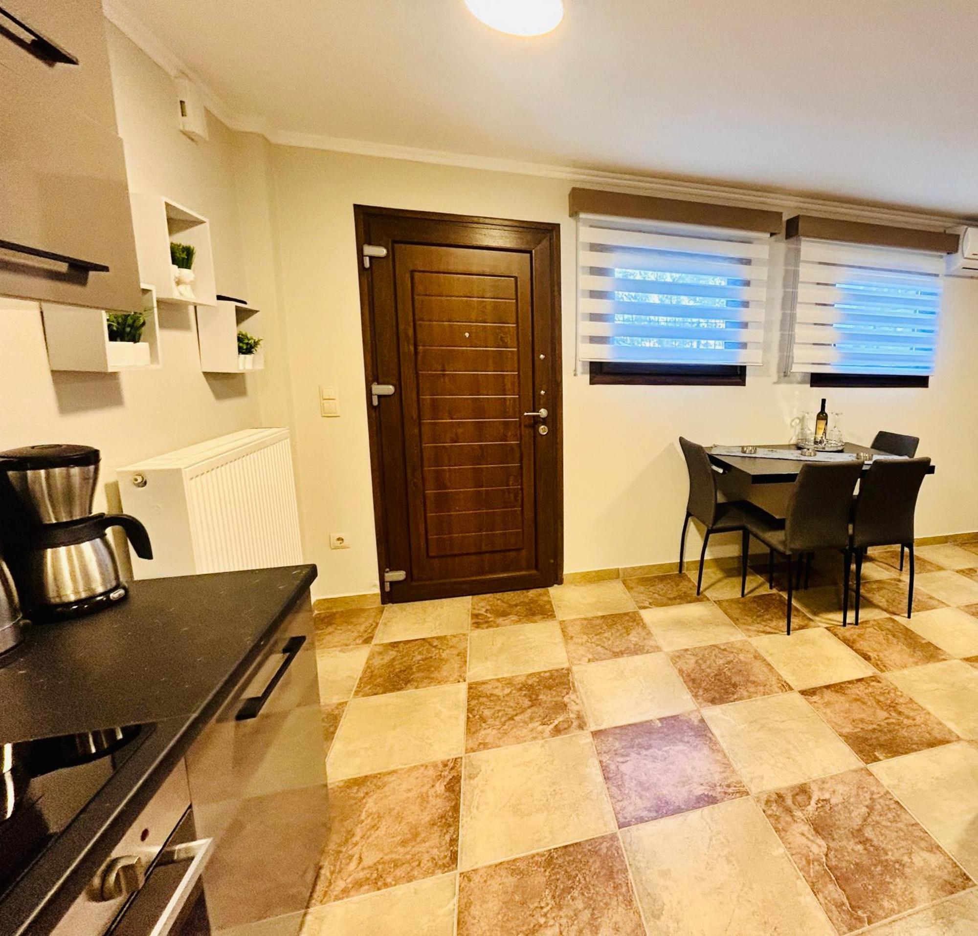 Cozy House Makri